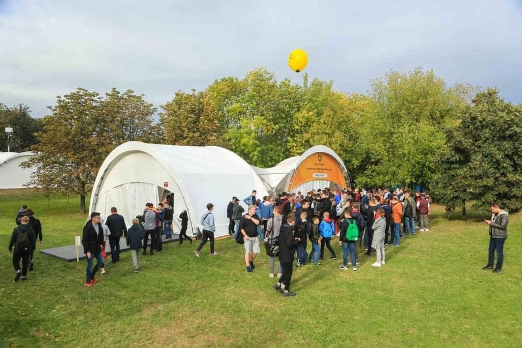 арочный шатер