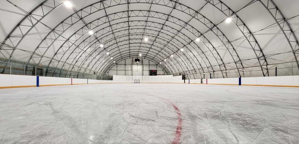 хоккейная арена