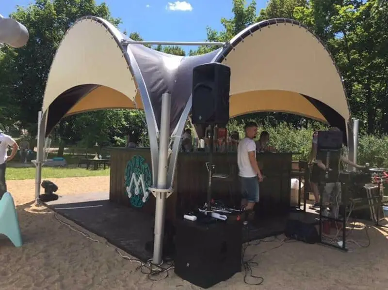 уличные бары