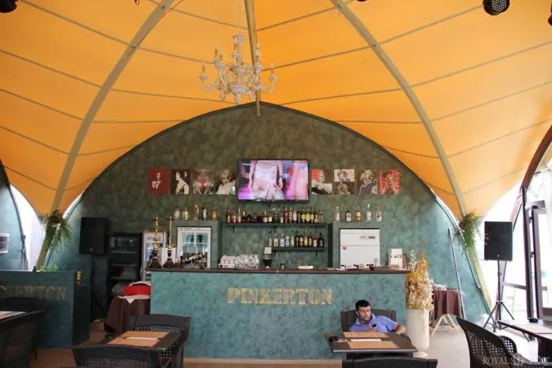 уличные бары